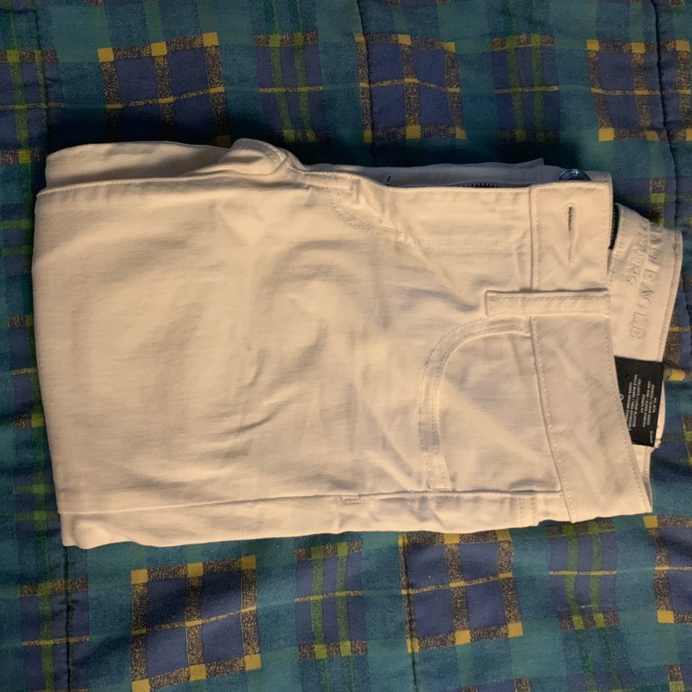 NWT White skinny jeans